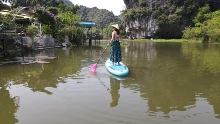 Hoanglong Riverside Homestay ニンビン エクステリア 写真